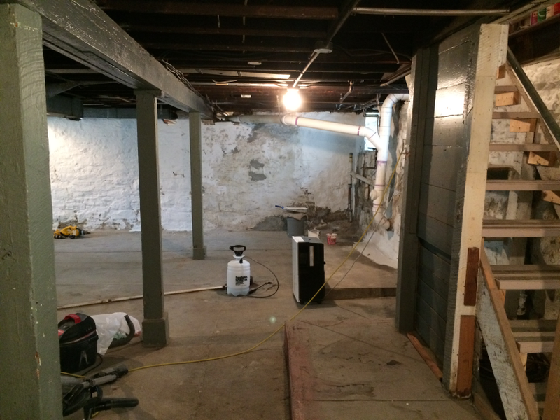 Illustration for article titled Old house, asbestos, crappy workmanshipÂ